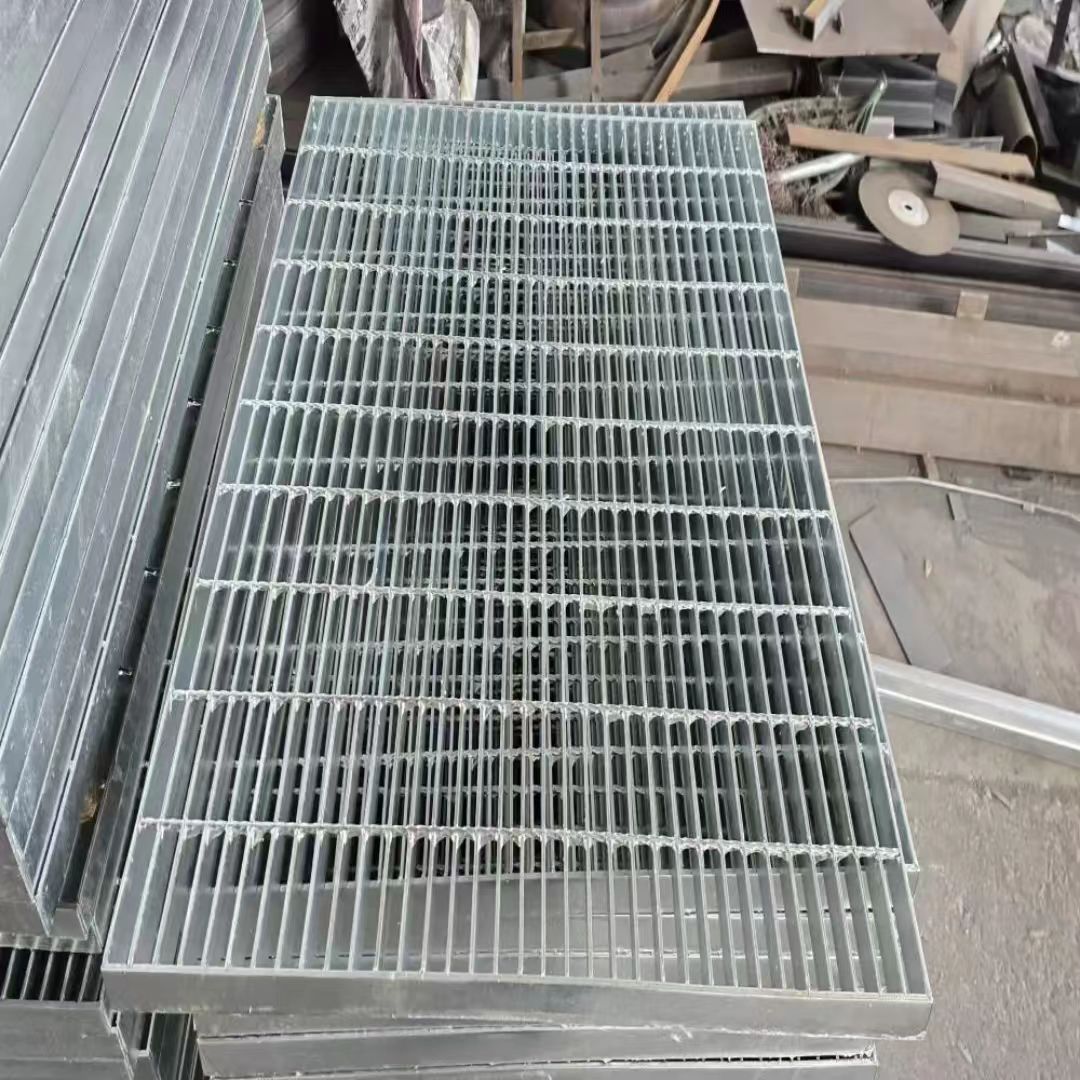Stainless Steel Welded Wire Mesh – High-Strength and Corrosion-Resistant Mesh Solutions